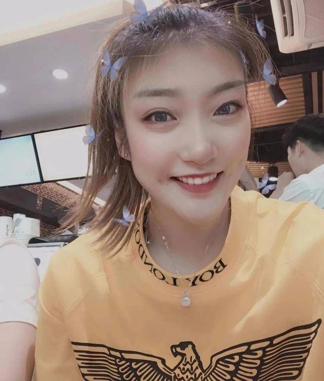 美女被男人捅